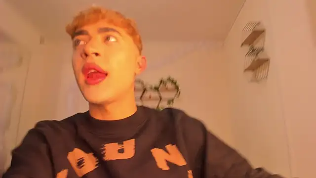 JustinCastiblanco online show from November 18, 11:24 am