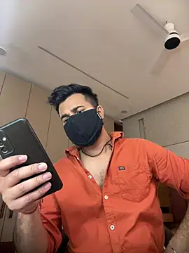 Snapshot of Notme_09 chatting on February 22, 1:46 pm Notme 09 online show from February 22, 1:46 pm