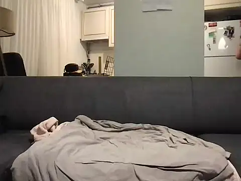 dicsucerboy77 online show from April 22, 2:18 am