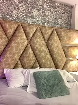 Snapshot of SsexCouplee chatting on November 20, 5:02 pm SsexCouplee online show from November 20, 5:02 pm