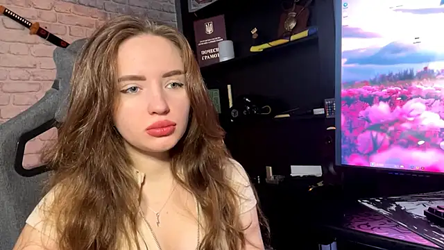 Snapshot of GreatMolly chatting on October 20, 10:27 am GreatMolly online show from October 20, 10:27 am