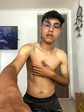 Muchachito18 online show from January 6, 6:56 pm