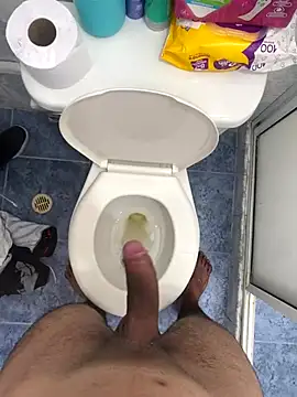 Snapshot of Muchachito18 chatting on November 2, 7:30 pm Muchachito18 online show from November 2, 7:30 pm