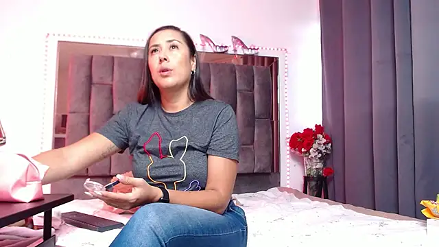 Salmma Milf online show from March 10, 11:47 am