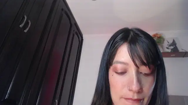  TiniWild online show from April 30, 10:03 pm
