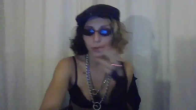 yvessblue online show from March 8, 12:27 am