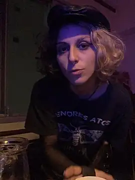 yvessblue online show from February 24, 11:16 pm