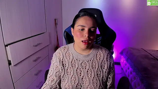 Bluepaula online show from November 5, 3:26 pm