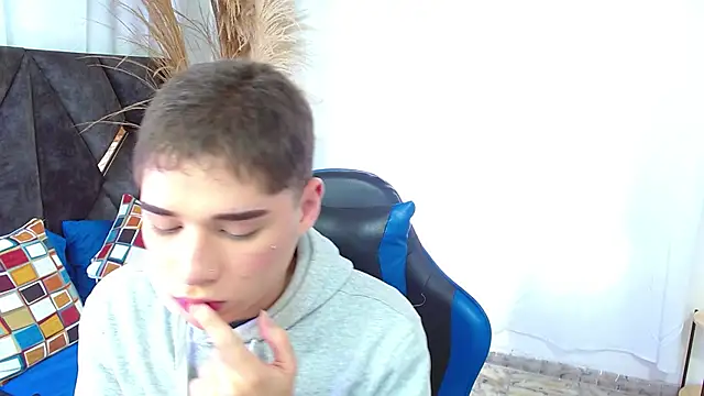 Mattass18 online show from December 4, 1:43 pm