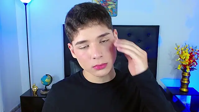 Mattass18 online show from April 8, 1:45 pm