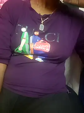 Snapshot of tamil-reena chatting on October 19, 7:00 am tamil-reena online show from October 19, 7:00 am