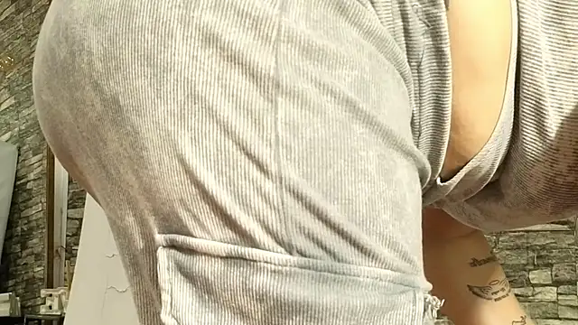 TokyoSky online show from December 21, 7:04 pm