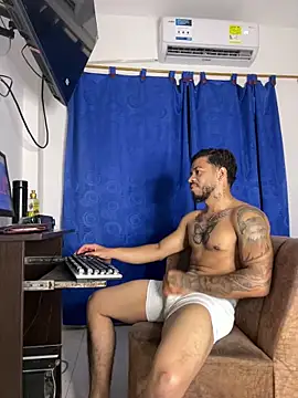 Kylian Alessandro online show from December 22, 4:23 am