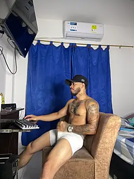 Kylian Alessandro online show from February 18, 11:06 am