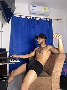 Kylian Alessandro online show from January 7, 12:43 pm