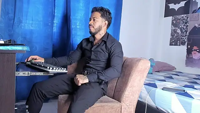 Kylian Alessandro online show from February 13, 3:01 pm