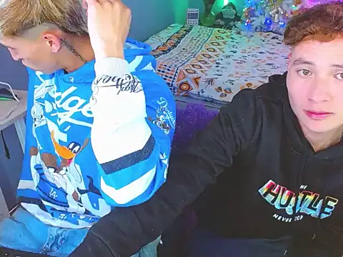 Snapshot of Latin_boysxxxx chatting on November 30, 2:34 am Latin boysxxxx online show from November 30, 2:34 am