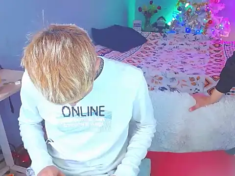 Snapshot of Latin_boysxxxx chatting on November 29, 2:34 am Latin boysxxxx online show from November 29, 2:34 am