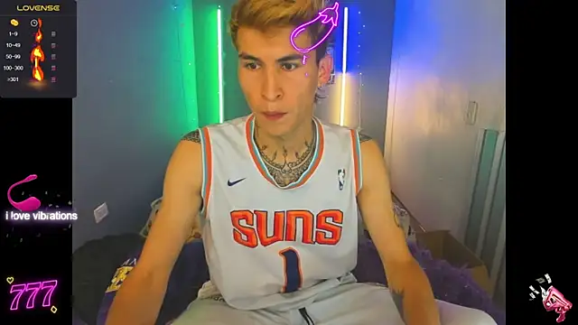Latin boysxxxx online show from March 27, 1:14 am
