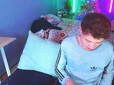 Latin boysxxxx online show from December 15, 9:09 pm