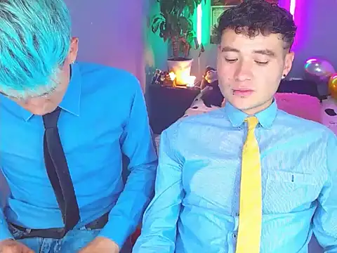 Snapshot of Latin_boysxxxx chatting on October 15, 12:31 am Latin boysxxxx online show from October 15, 12:31 am