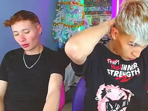 Snapshot of Latin_boysxxxx chatting on November 1, 9:41 pm Latin boysxxxx online show from November 1, 9:41 pm