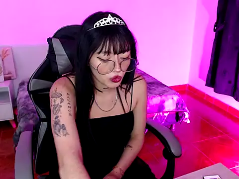 Isabella  666 online show from November 28, 4:12 am