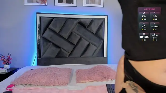 zoe longhair online show from October 29, 6:51 pm