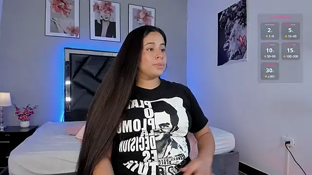 zoe longhair online show from April 4, 5:52 pm