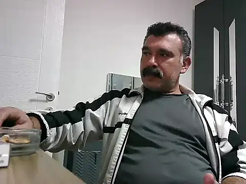 meroglu45 online show from October 18, 5:04 pm