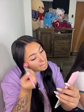 Mellani luod online show from May 24, 1:49 am