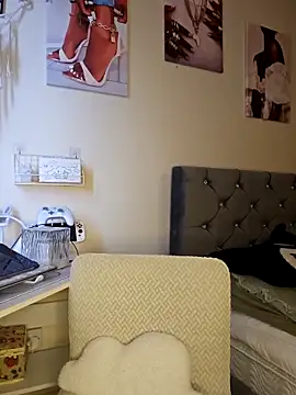 LucyMiax online show from November 29, 10:37 am