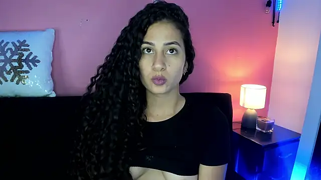 Snapshot of fernanda317 chatting on November 20, 12:00 am fernanda317 online show from November 20, 12:00 am