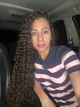 fernanda317 online show from March 25, 9:35 pm