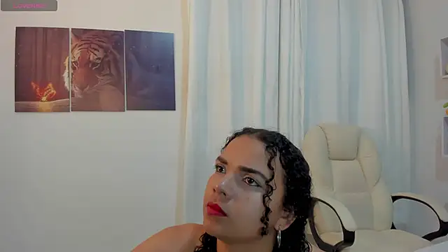 Snapshot of Miaa_Star1 chatting on November 4, 1:04 pm Miaa Star1 online show from November 4, 1:04 pm