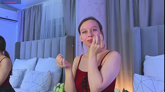 Snapshot of Ya_Siro chatting on November 5, 1:47 pm Ya Siro online show from November 5, 1:47 pm