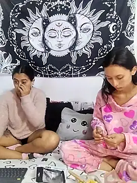 abby n emily online show from April 8, 1:23 pm