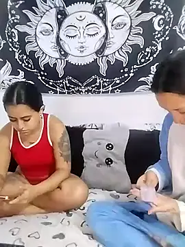 abby n emily online show from April 15, 1:37 pm