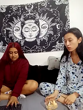 abby n emily online show from November 28, 12:49 pm