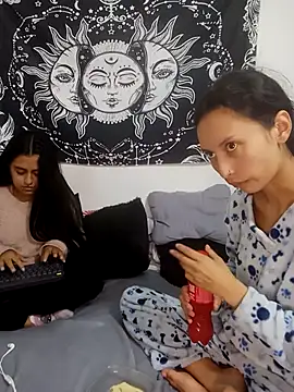 abby n emily online show from March 12, 1:59 pm