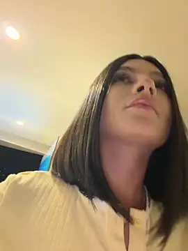 Rashel Frost  online show from November 22, 2:21 am