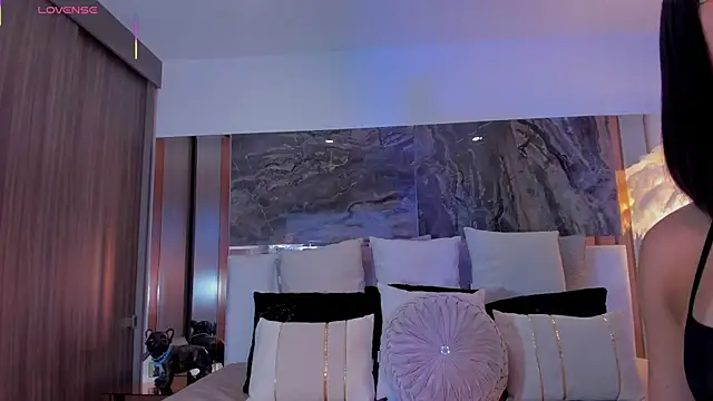 Rashel Frost  online show from November 12, 4:11 pm