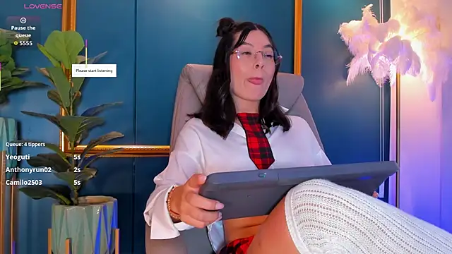 Rashel Frost  online show from April 30, 8:57 pm