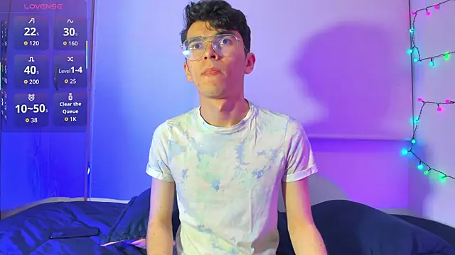 Snapshot of dani_angel_dark chatting on December 17, 11:10 pm dani angel dark online show from December 17, 11:10 pm