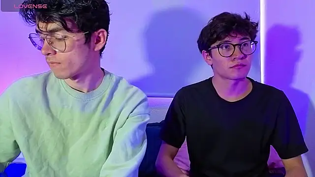 Snapshot of dani_angel_dark chatting on February 16, 7:45 pm dani angel dark online show from February 16, 7:45 pm