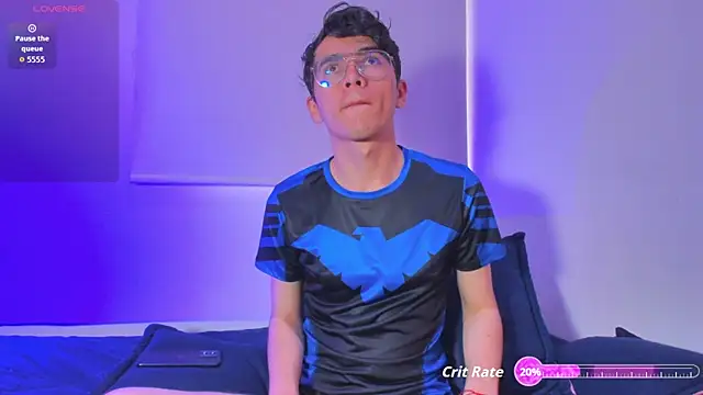 Snapshot of dani_angel_dark chatting on January 5, 8:45 pm dani angel dark online show from January 5, 8:45 pm