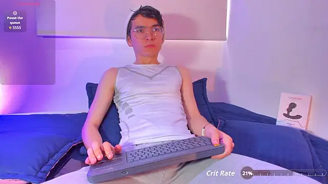 Snapshot of dani_angel_dark chatting on January 6, 9:08 pm dani angel dark online show from January 6, 9:08 pm