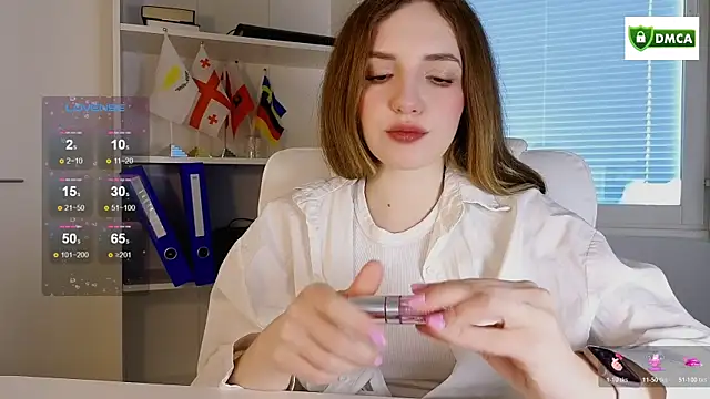 cute cake online show from April 8, 9:33 am