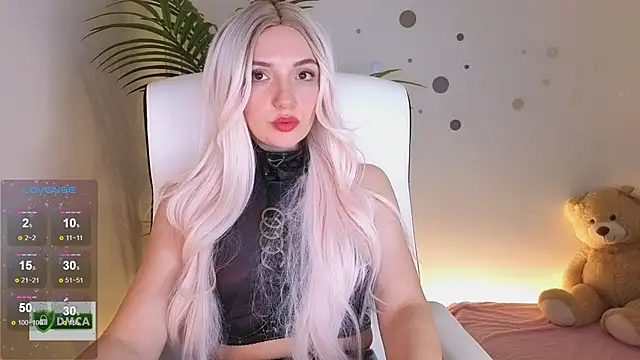 cute cake online show from December 5, 8:06 pm