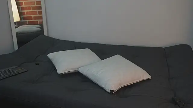 Dominick walker online show from November 2, 7:52 pm